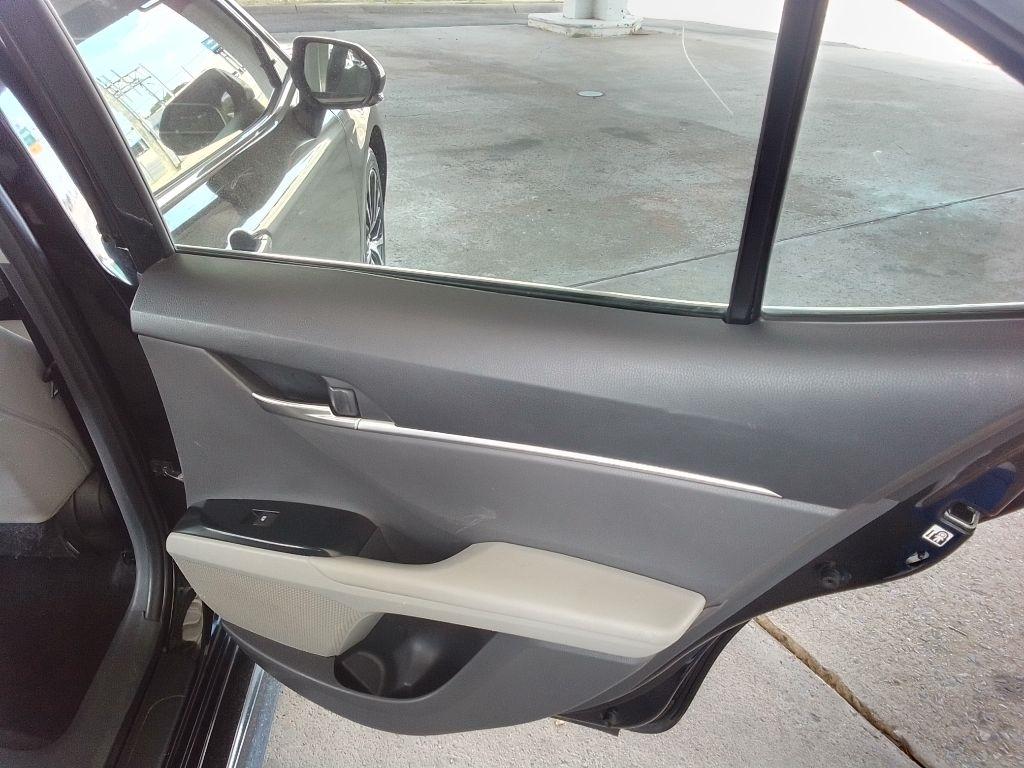 Toyota Camry SE 2018