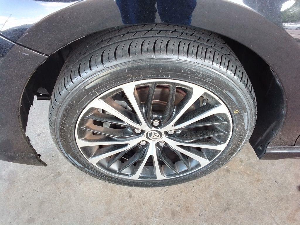 Toyota Camry SE 2018