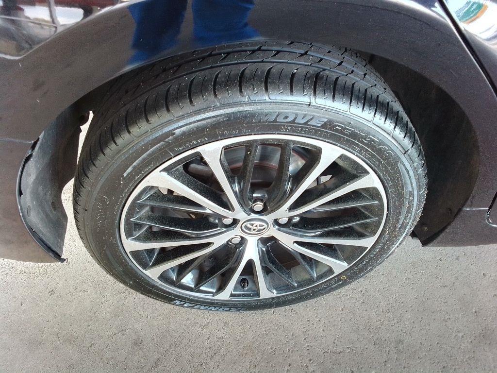 Toyota Camry SE 2018