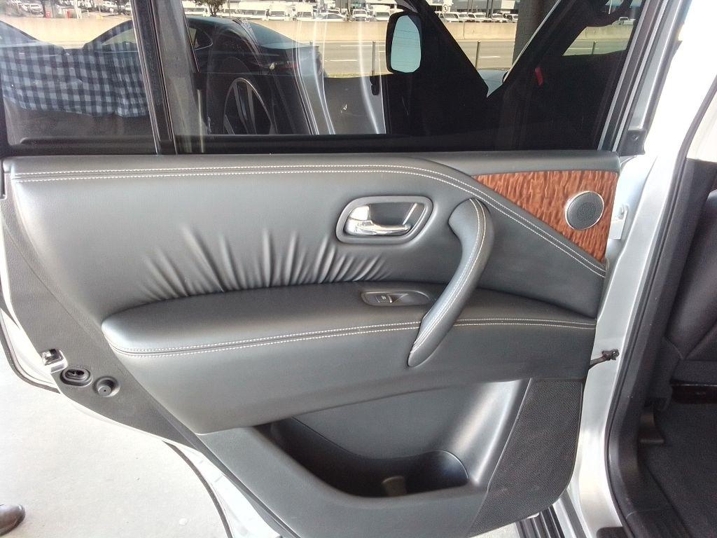 Nissan Armada SV 2WD 2017