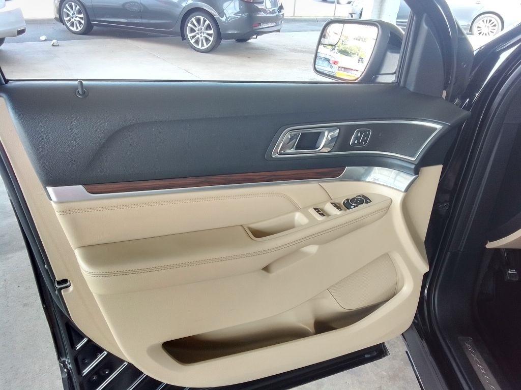 Ford Explorer Limited FWD 2016