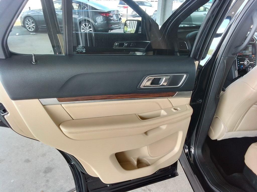 Ford Explorer Limited FWD 2016