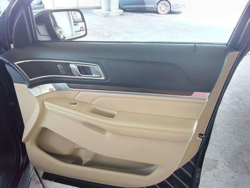 Ford Explorer Limited FWD 2016