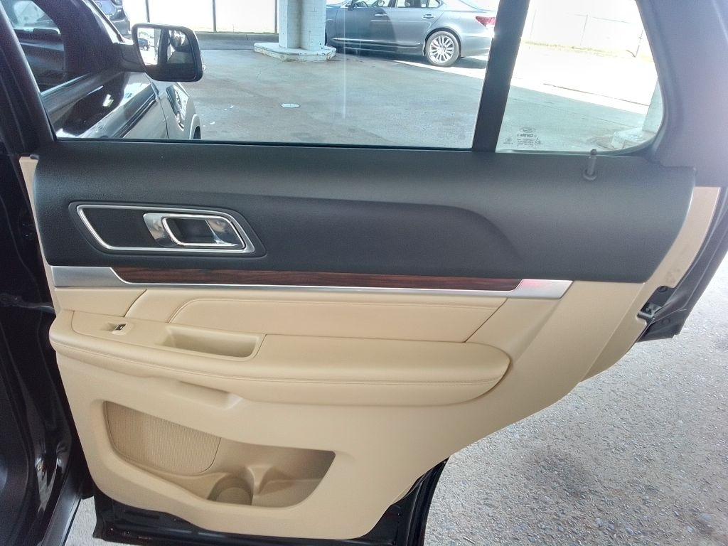 Ford Explorer Limited FWD 2016