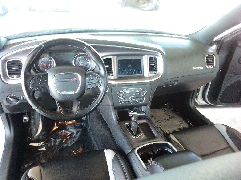 Dodge Charger SXT 2019