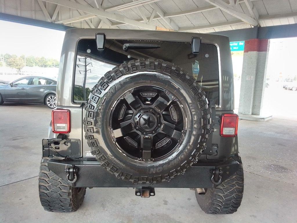Jeep Wrangler Unlimited Sahara 4WD 2016