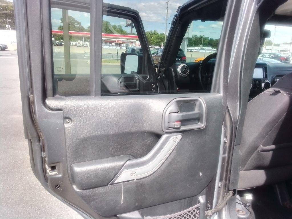 Jeep Wrangler Unlimited Sahara 4WD 2016