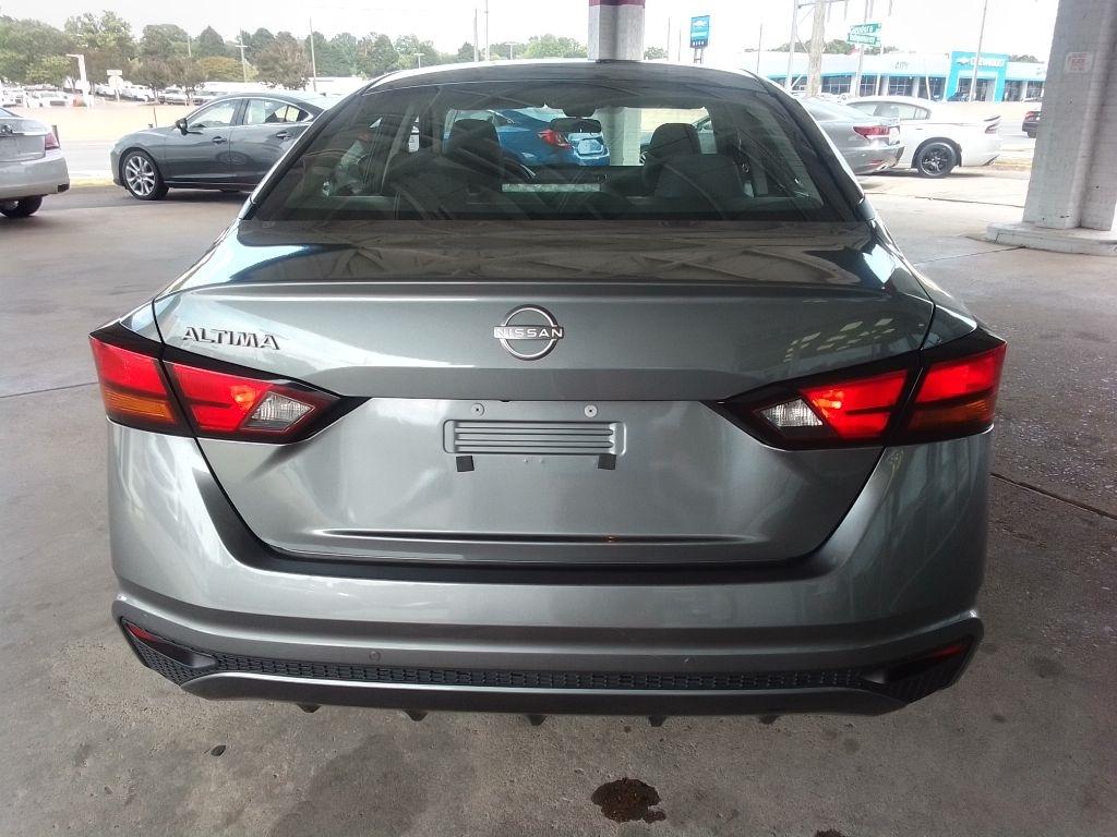 Nissan Altima 2.5 S 2023