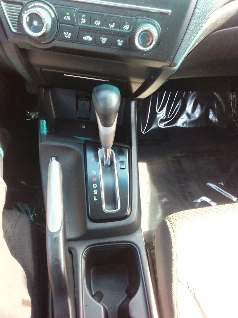 Honda Civic LX Sedan CVT 2014