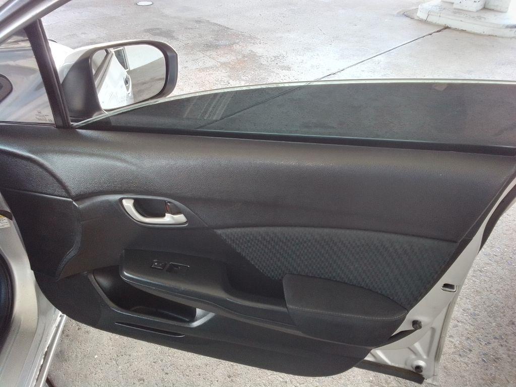 Honda Civic LX Sedan CVT 2014