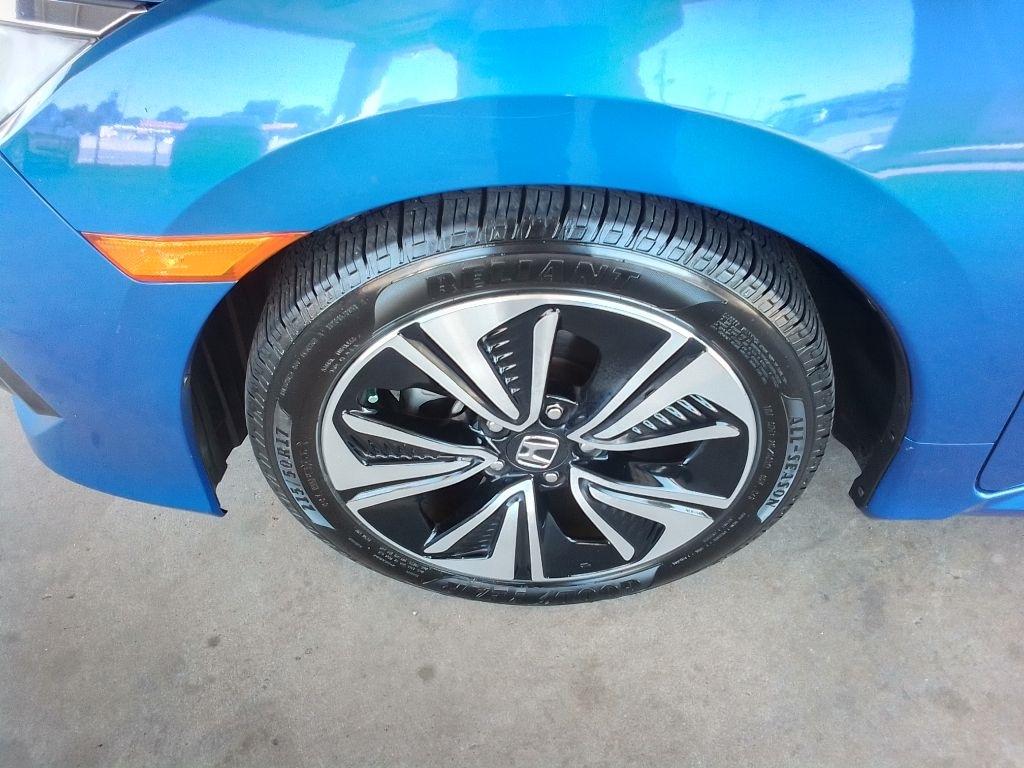 Honda Civic EX-T Sedan CVT 2016