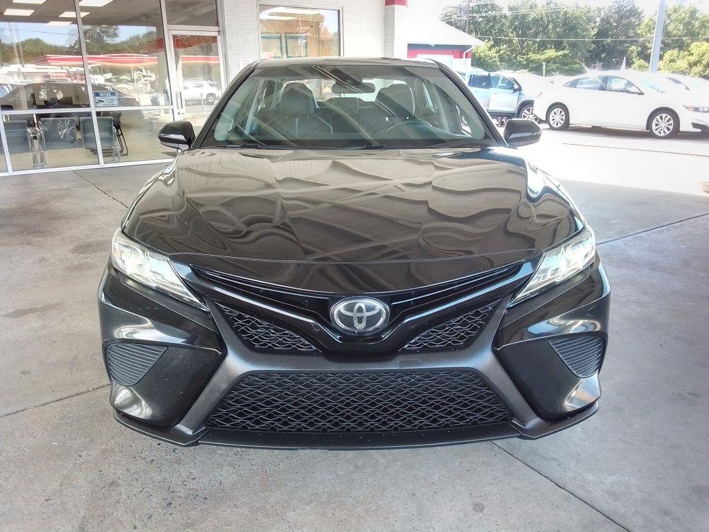 Toyota Camry SE 2018