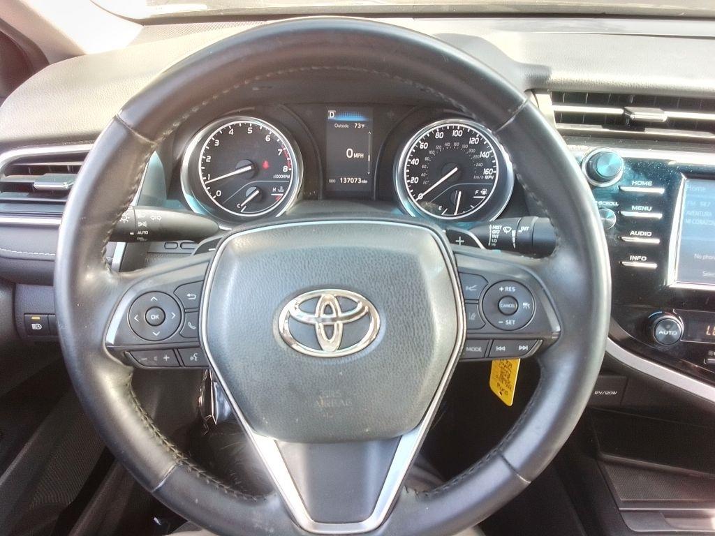 Toyota Camry SE 2018