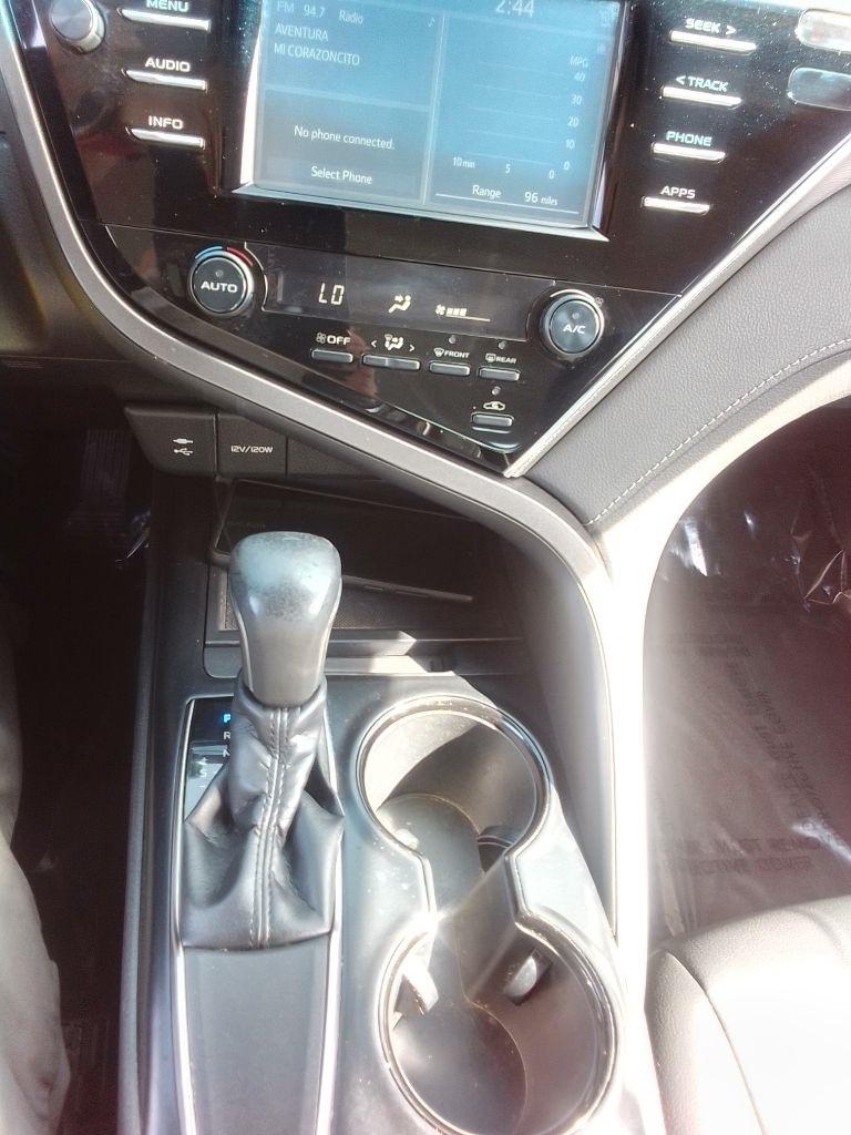 Toyota Camry SE 2018