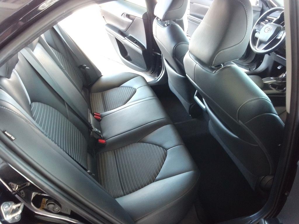 Toyota Camry SE 2018