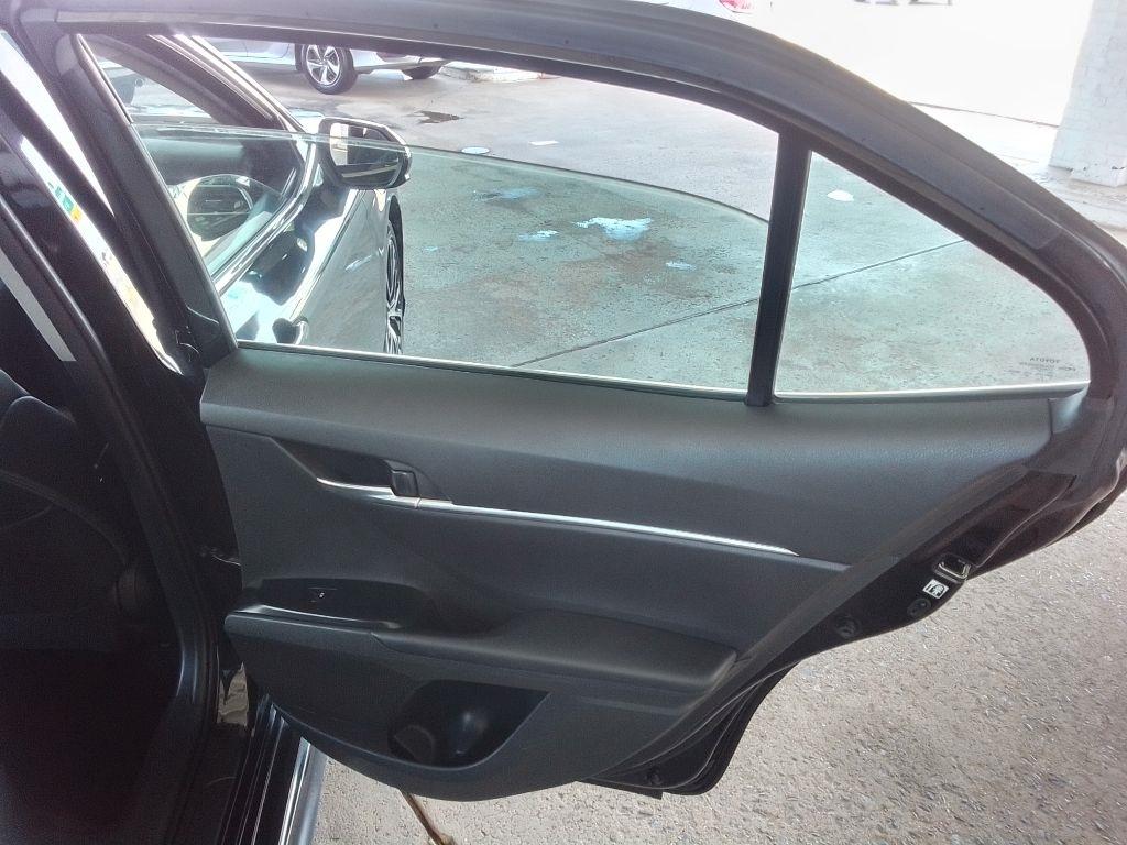 Toyota Camry SE 2018