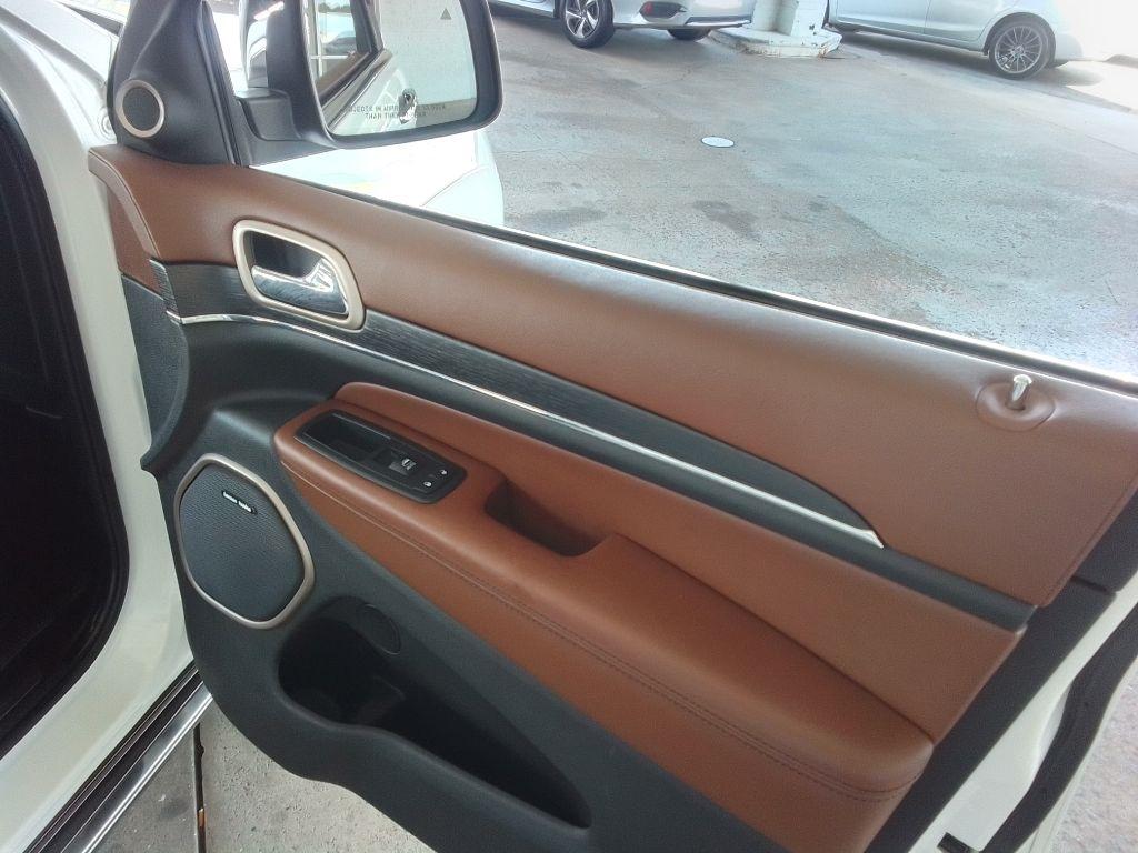 Jeep Grand Cherokee Summit 4WD 2016