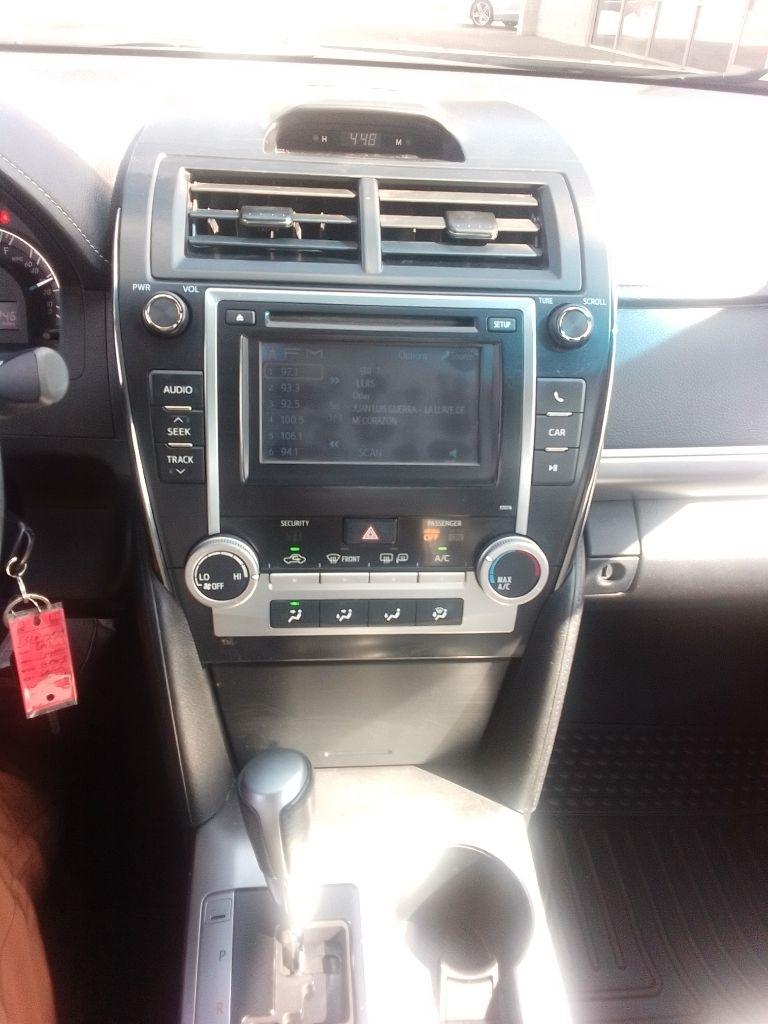 Toyota Camry SE 2014