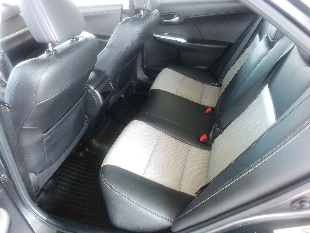 Toyota Camry SE 2014