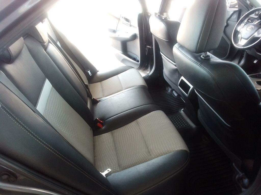 Toyota Camry SE 2014