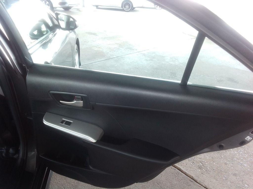 Toyota Camry SE 2014