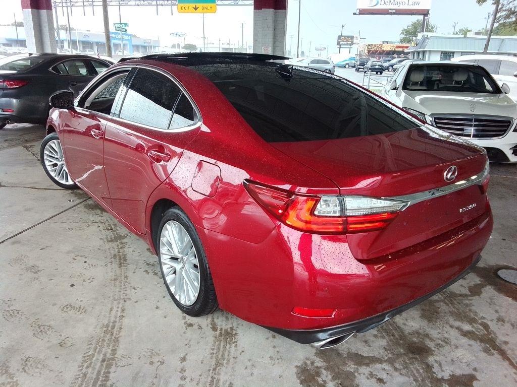 Lexus ES 350 Sedan 2016