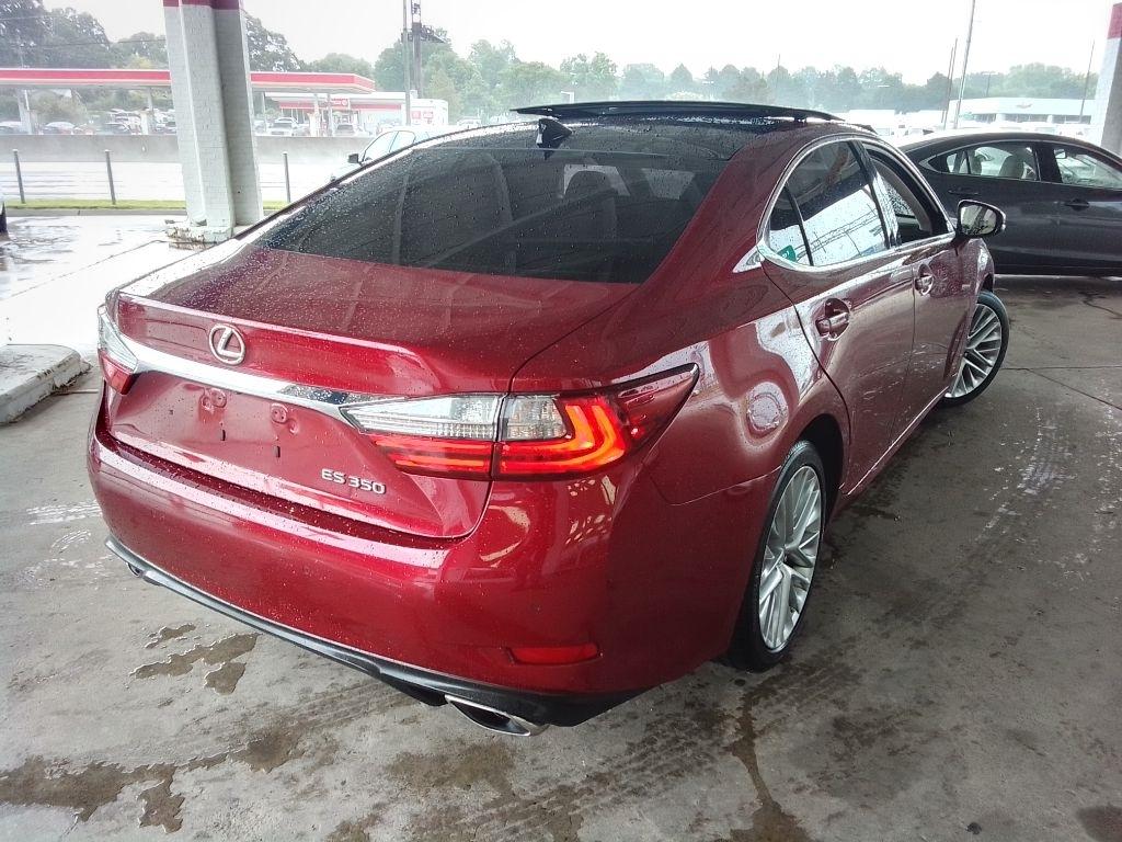 Lexus ES 350 Sedan 2016