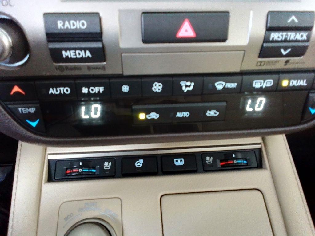 Lexus ES 350 Sedan 2016