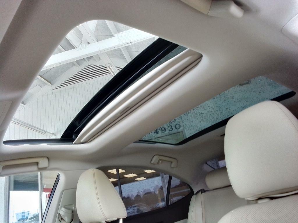 Lexus ES 350 Sedan 2016