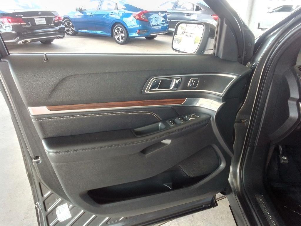 Ford Explorer Limited 4WD 2018