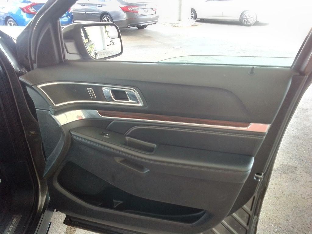 Ford Explorer Limited 4WD 2018
