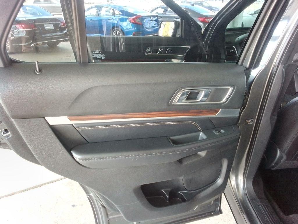 Ford Explorer Limited 4WD 2018