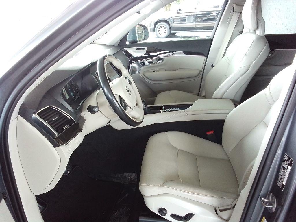 Volvo XC90 T6 Momentum AWD 2017