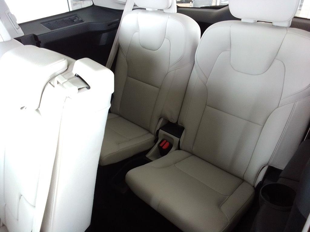 Volvo XC90 T6 Momentum AWD 2017