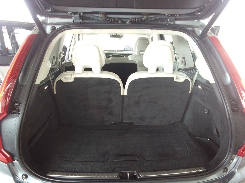 Volvo XC90 T6 Momentum AWD 2017