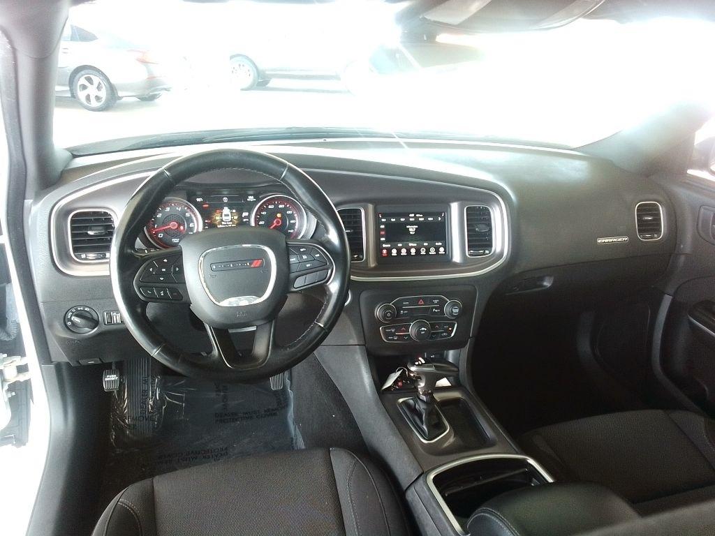 Dodge Charger SXT 2021