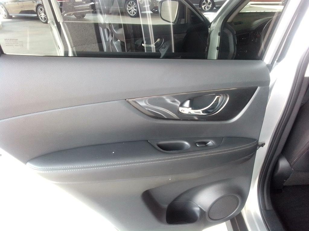Nissan Rogue SV 2WD 2020