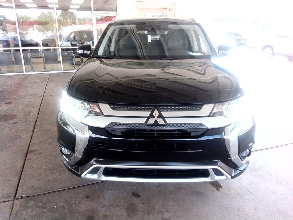 Mitsubishi Outlander SE 2WD 2020