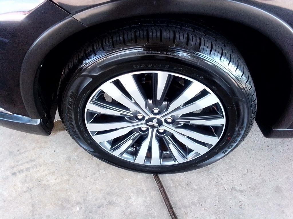 Mitsubishi Outlander SE 2WD 2020