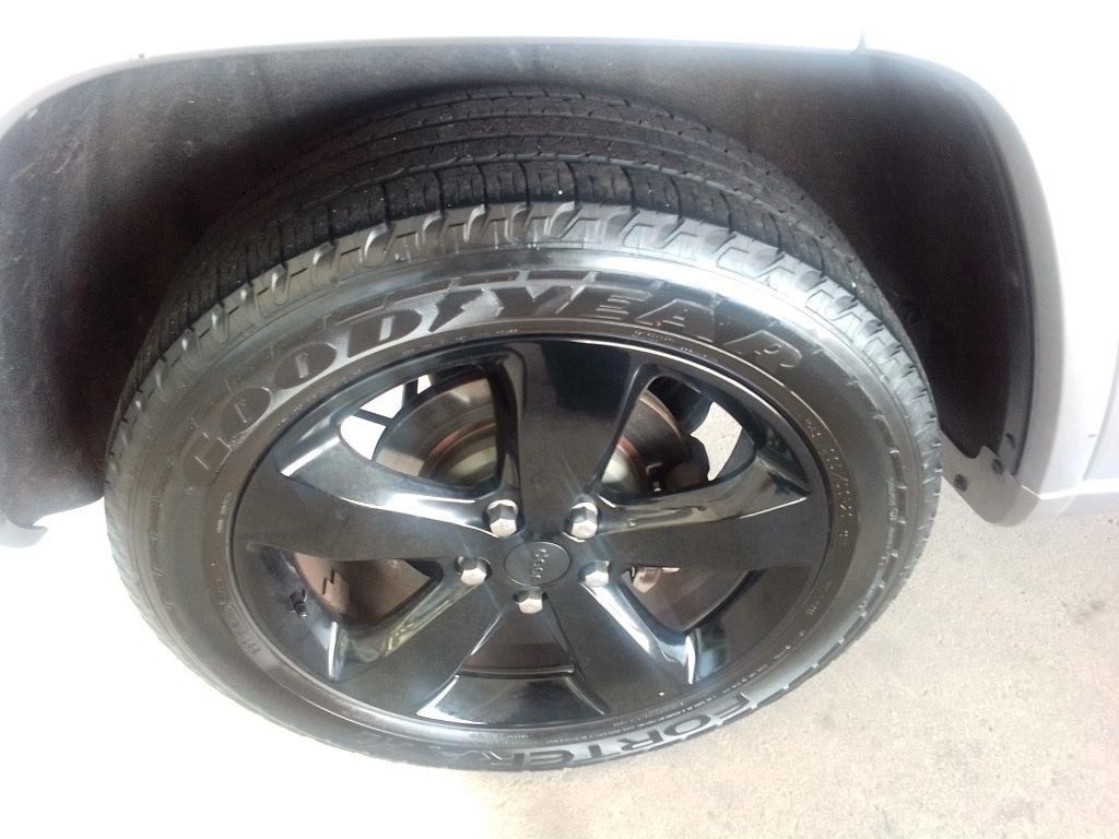 Jeep Grand Cherokee Laredo 2WD 2015