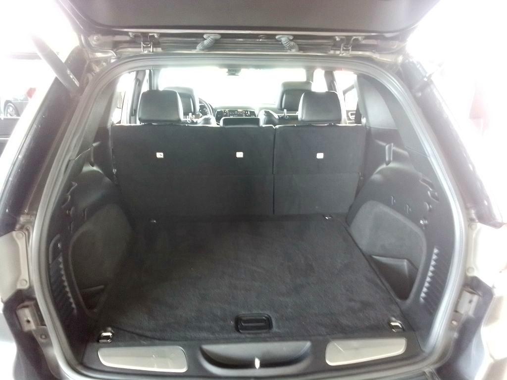 Jeep Grand Cherokee Limited 2WD 2019