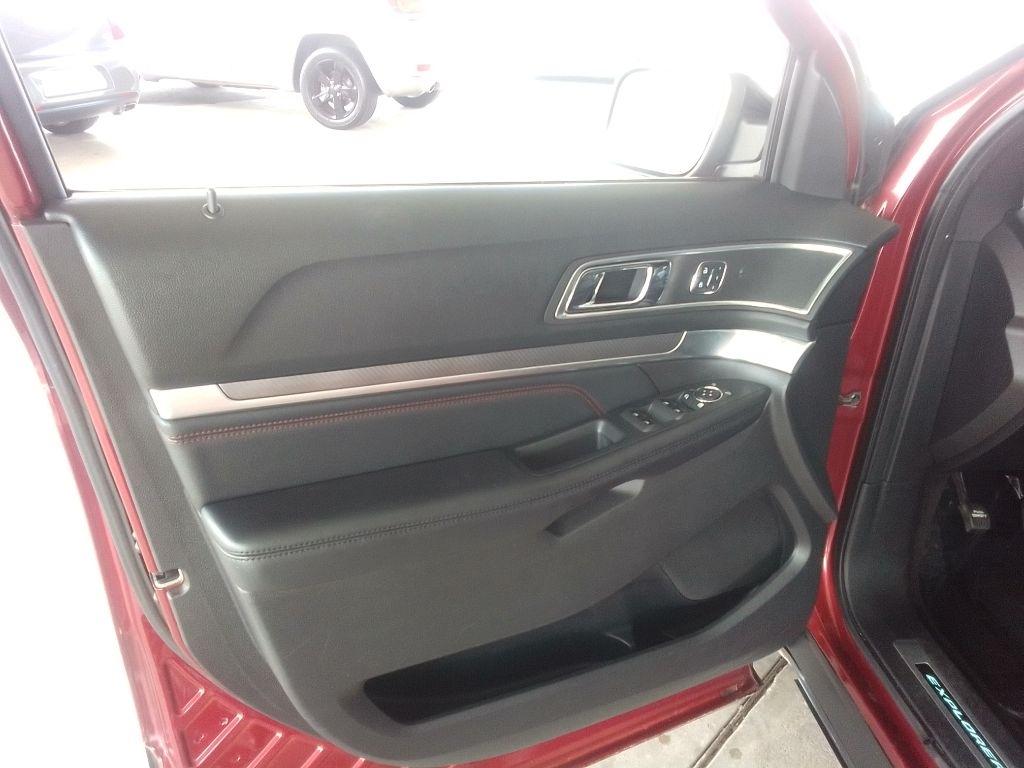 Ford Explorer Sport 4WD 2017