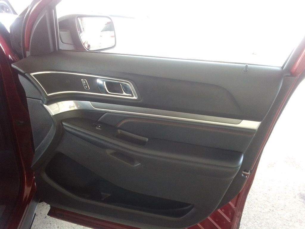 Ford Explorer Sport 4WD 2017