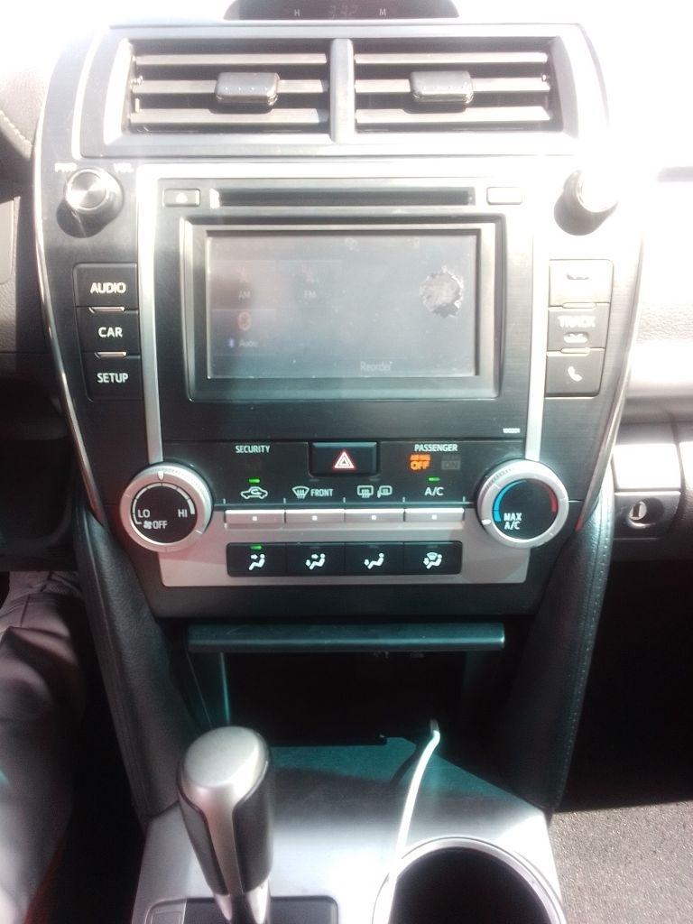 Toyota Camry SE 2014