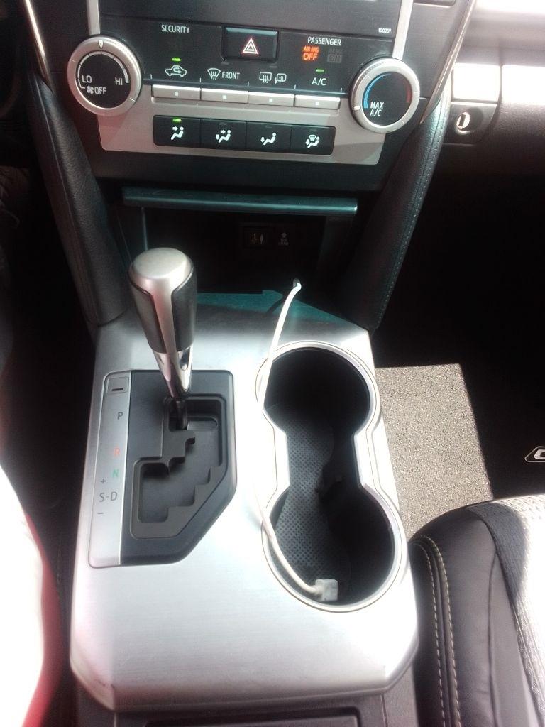 Toyota Camry SE 2014
