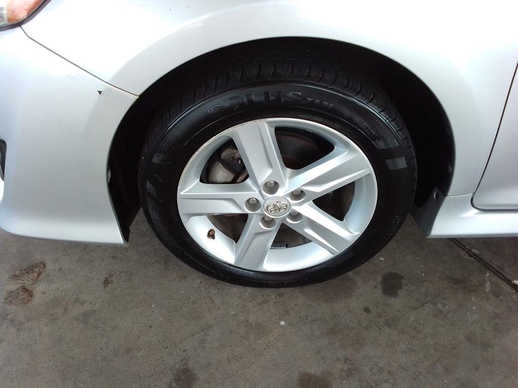Toyota Camry SE 2014