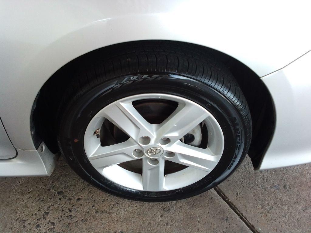 Toyota Camry SE 2014