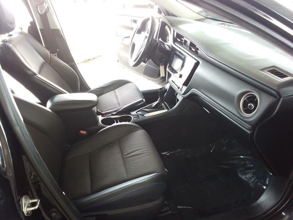 Toyota Corolla SE 6M 2017