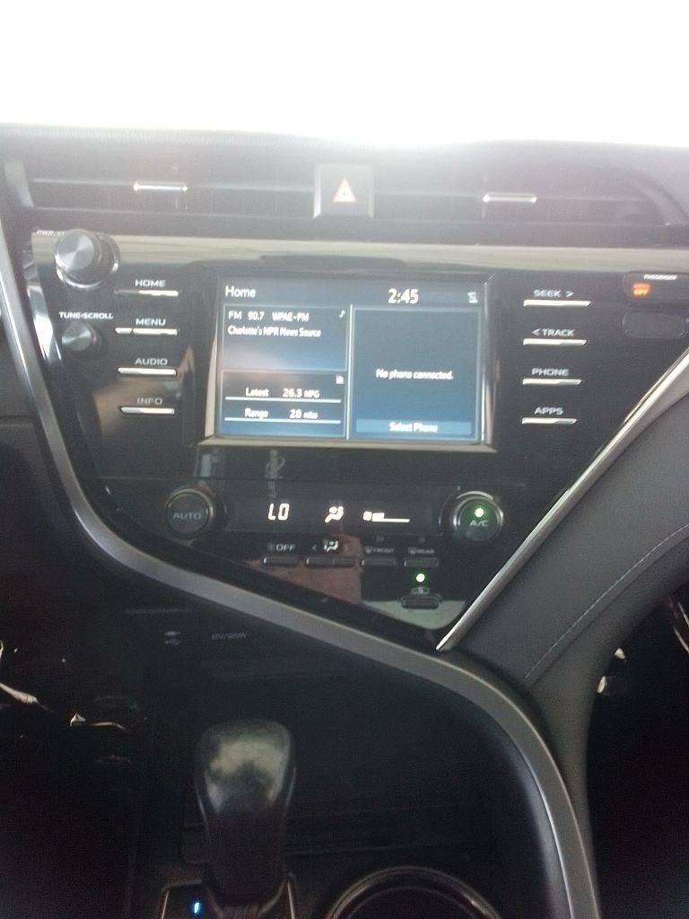 Toyota Camry SE 2018