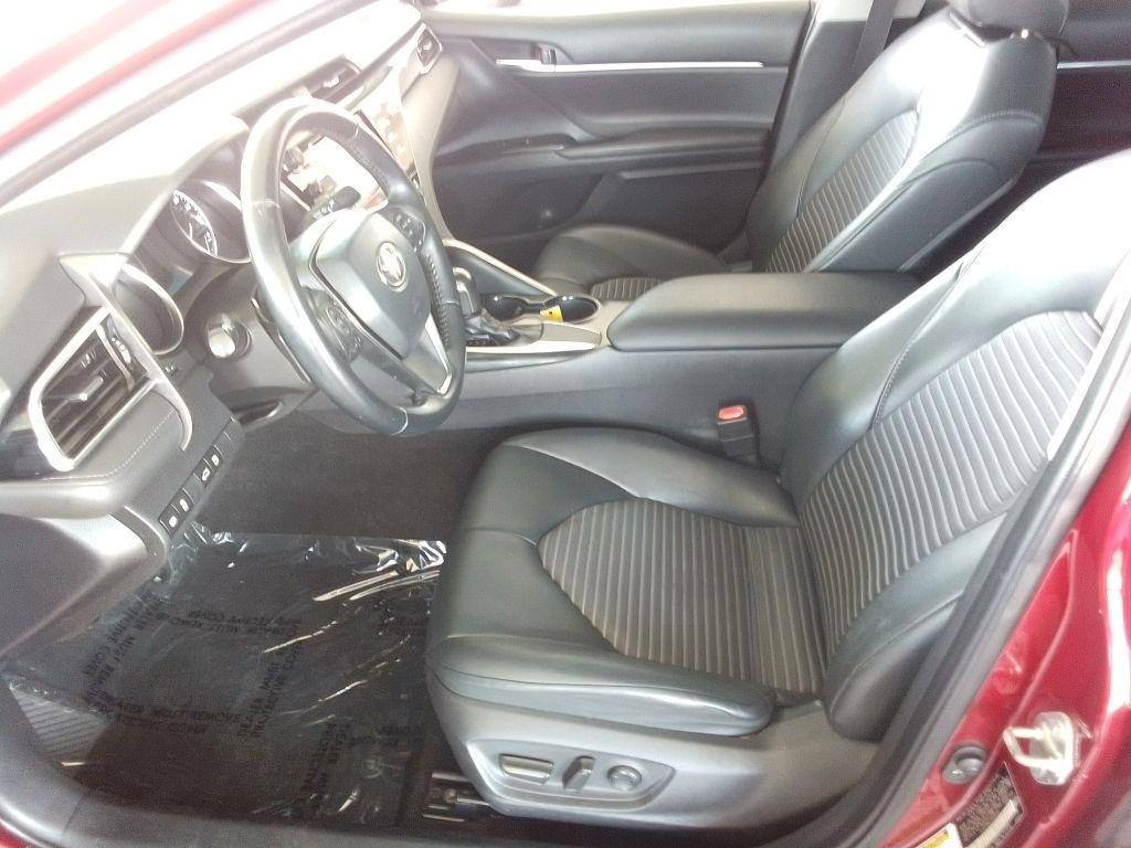 Toyota Camry SE 2018